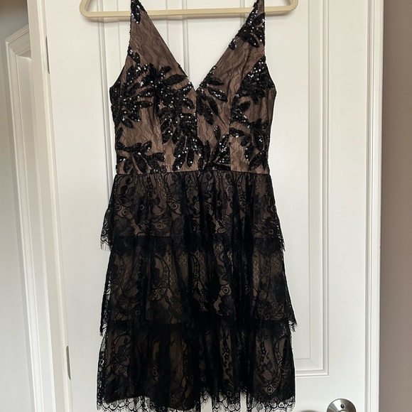 NWT! Never worn gorgeous Dress The Population dress - Picture 4 of 6